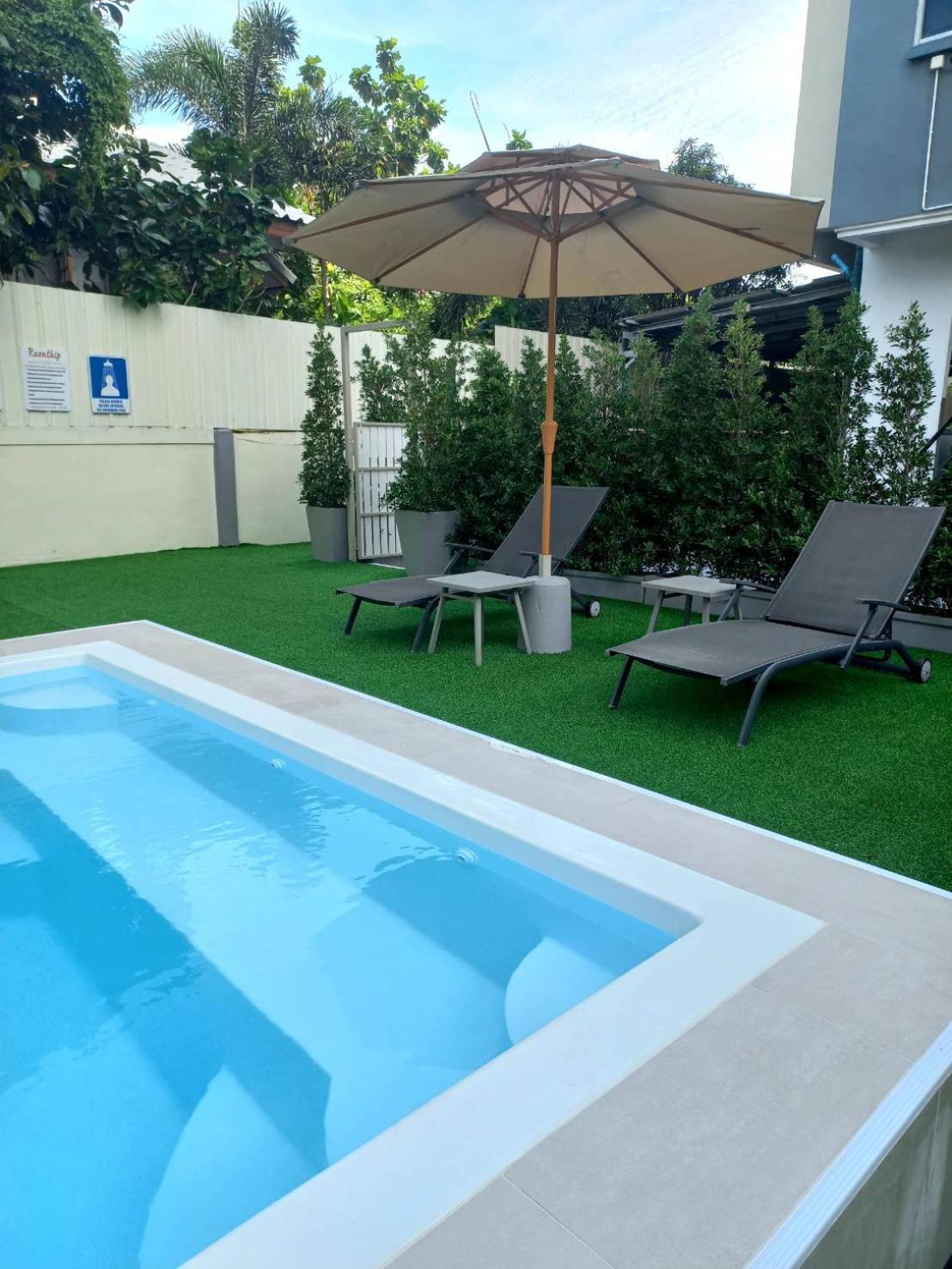 Hotel Ruenthip Pattaya Exterior foto